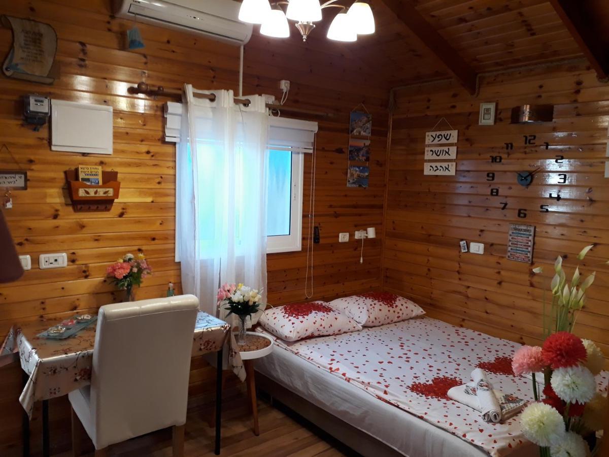 Happiness Zimmer צימר האושר - גם לציבור הדתי Apartment Нахария Екстериор снимка